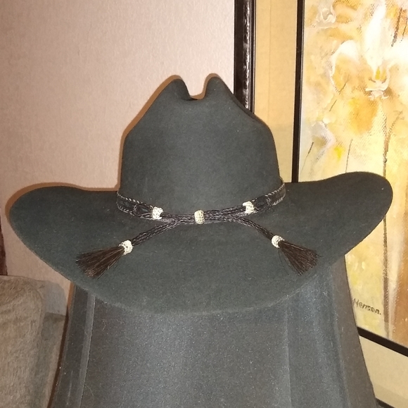 Meet your Posher, John - Picture 2 of 6